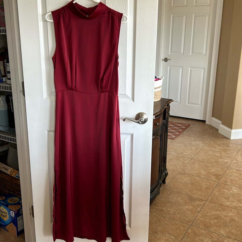 Beautiful satin long dress size medium color red